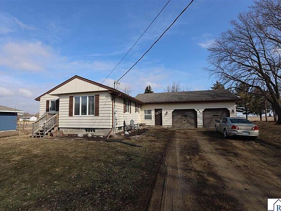 2nd image of 411 4th Ave SE