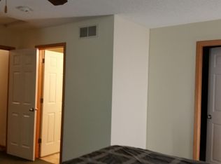 6766 158th St W, Apple Valley, MN 55124