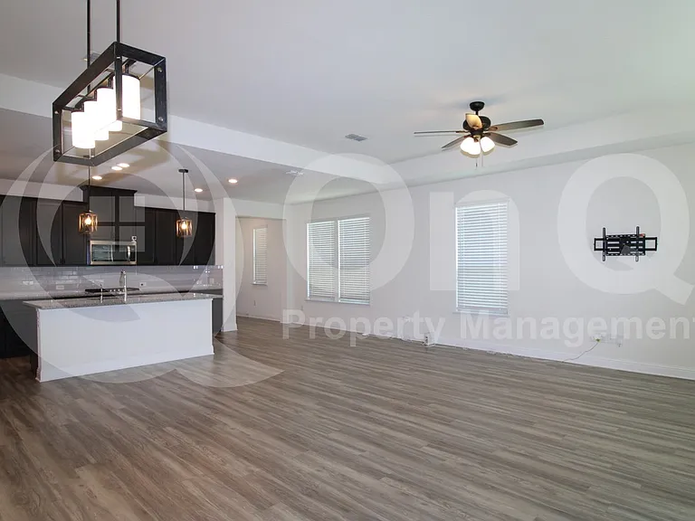 4112 Wood River Trl — Photo 7