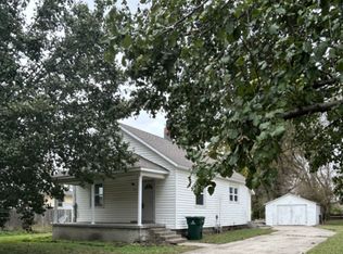 301 E Granby St, Frontenac, KS 66763
