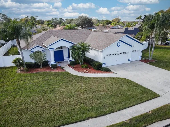 22730 Willow Lakes Dr, Lutz, FL 33549