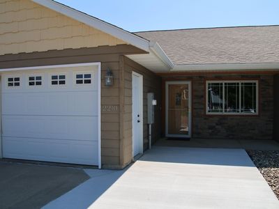 2210 S Mary Beth Ave, Sioux Falls, SD, 57106