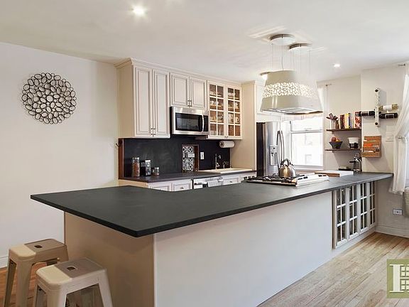 2nd image of 100 Overlook Ter APT 821