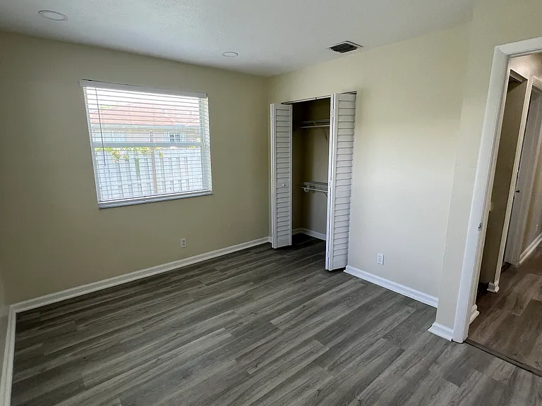 6324 Taylor St — Photo 20