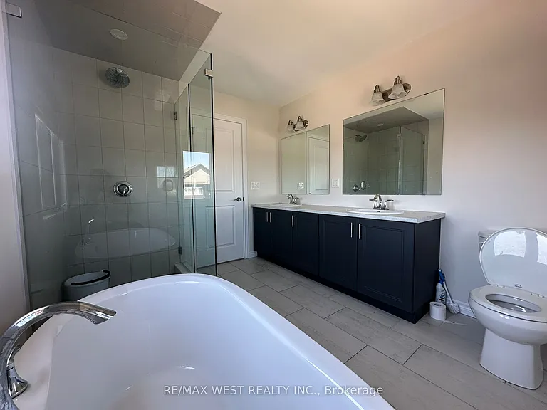 243 O'Neil St — Photo 17
