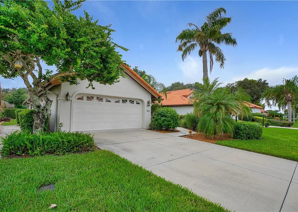 1st image of 912 Harbor Town Dr