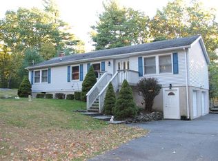 196 Mountain Top Dr, Dingmans Ferry, PA 18328