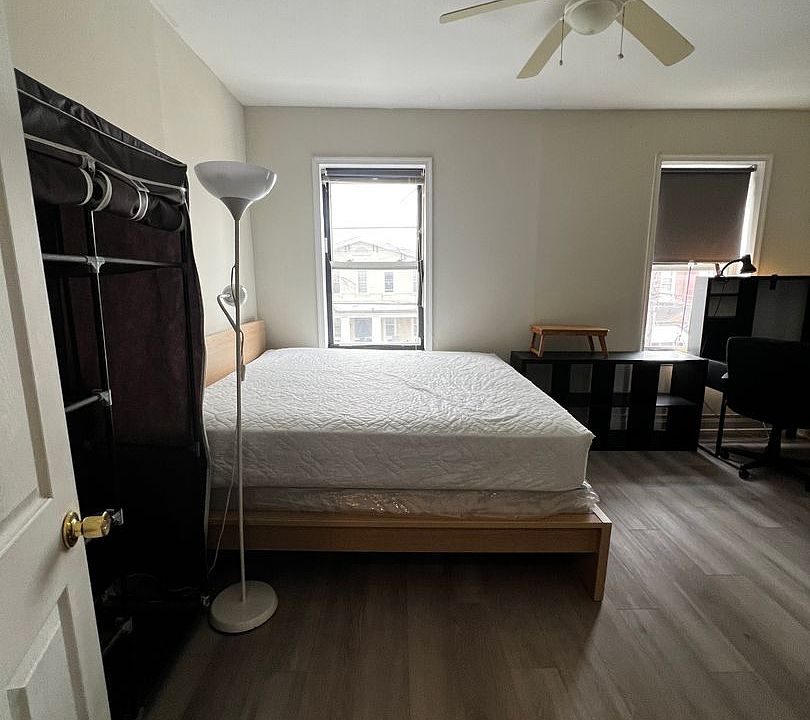 1st image of 425 N Preston St #2F