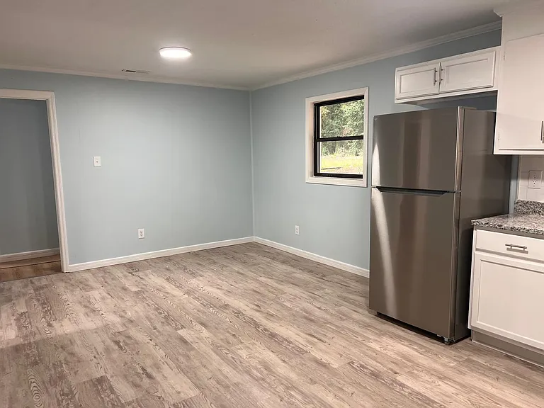 Kitchen/Dinning area