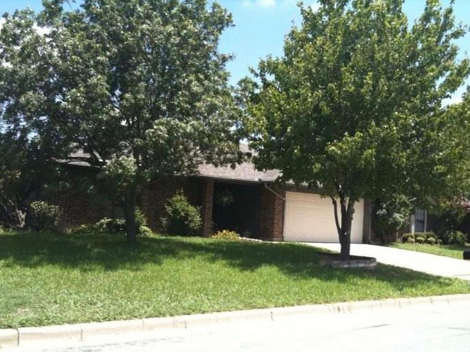 2nd image of 6909 Egan Way