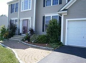 1st image of 3 Seaver Farm Ln