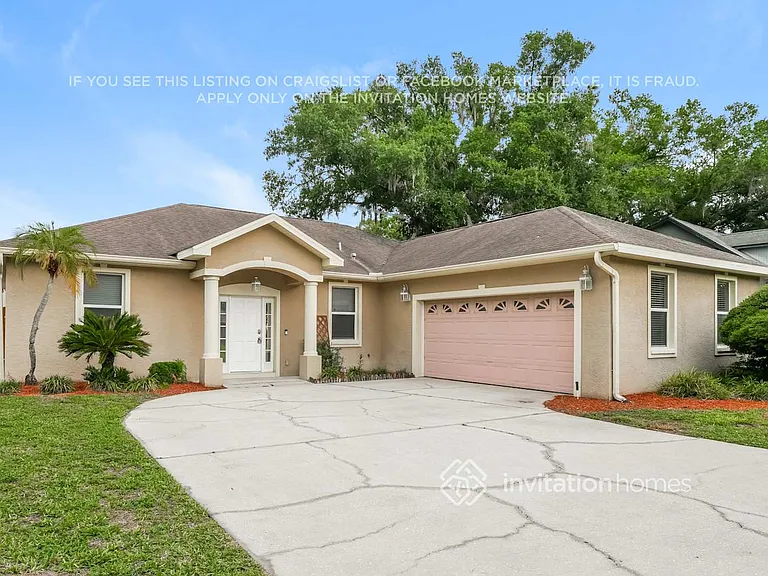 22447 Kingsley Ln — Photo 3