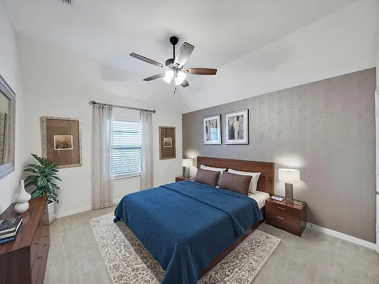 2805 Walnut Creek Ln — Photo 42