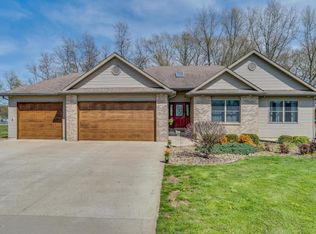 67013 Dailey Rd, Edwardsburg, MI 49112