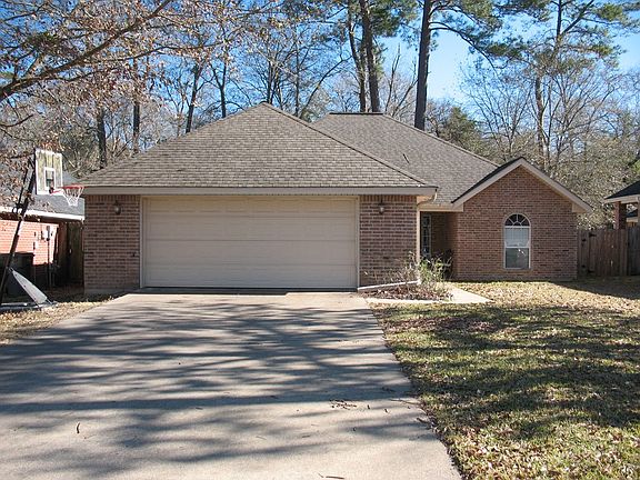2nd image of 112 Willow Brook Dr