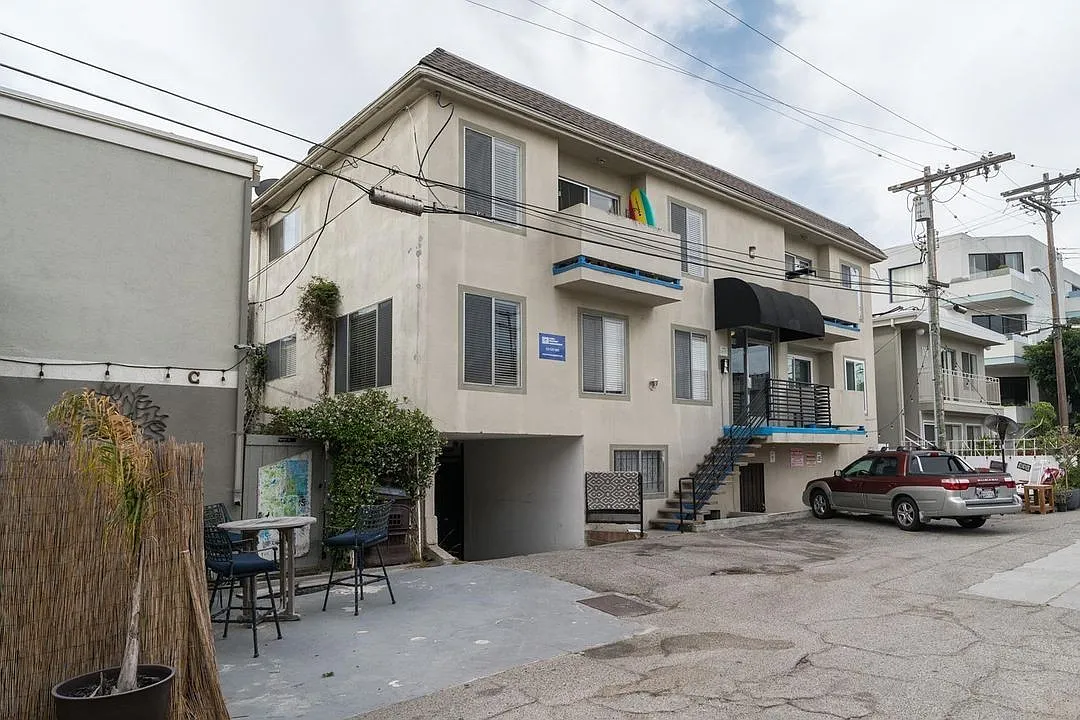 112 Catamaran St — Photo 4