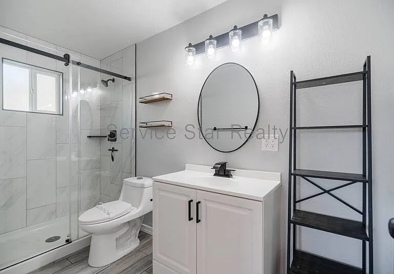 518 E Huntington Dr #3 — Photo 9