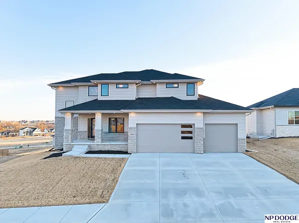 20131 R St, Omaha, NE 68135