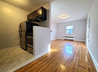 47 Branch Brook Pl APT 1J, Newark, NJ 07104