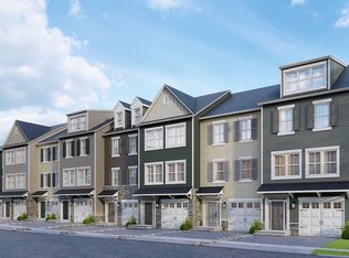 203 Rock Run Cir, Broomall, PA 19008