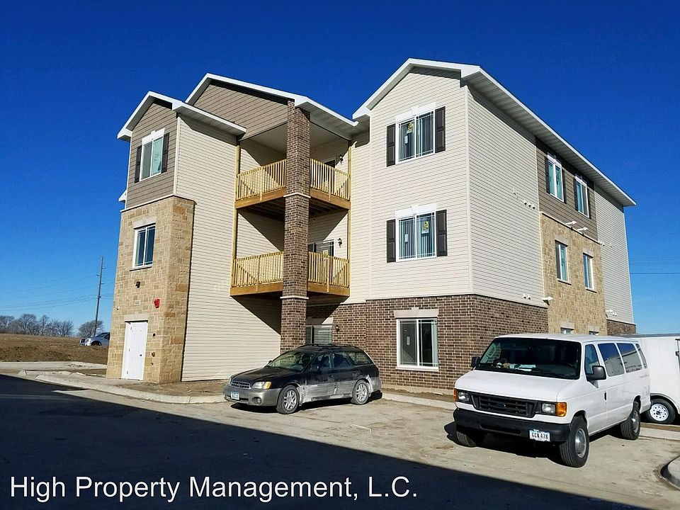 2nd image of 4410 Ashworth Dr Unit 4