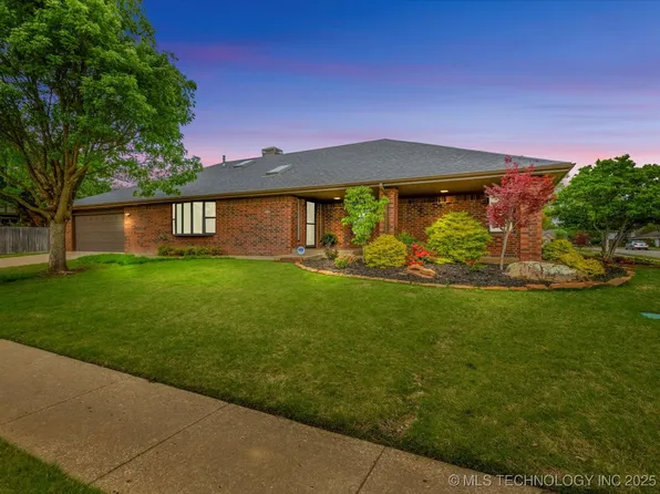 2600 Chapel Hill Rd, Bartlesville, OK 74006