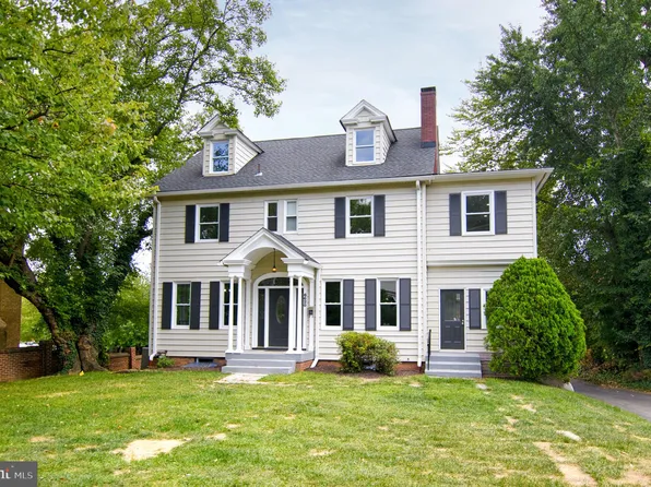 6620 Langston Blvd, Arlington, VA 22205