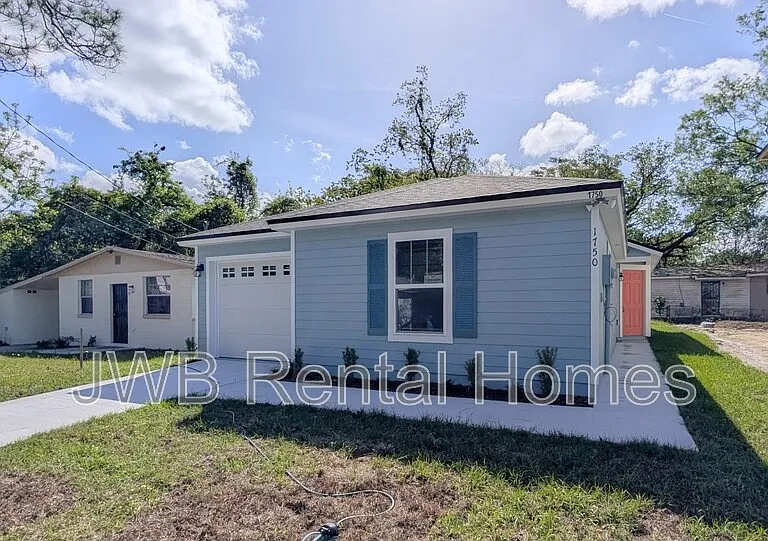 1750 Rutledge Ave — Photo 1
