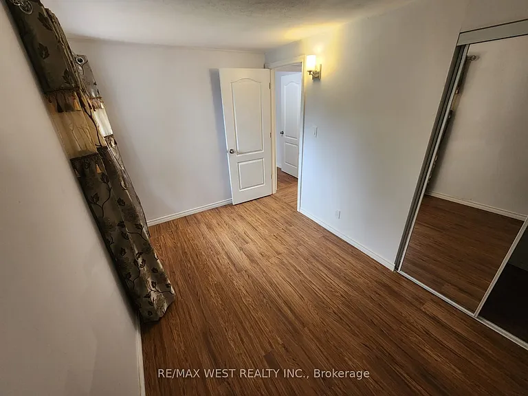 10658 Atwater Cres — Photo 19