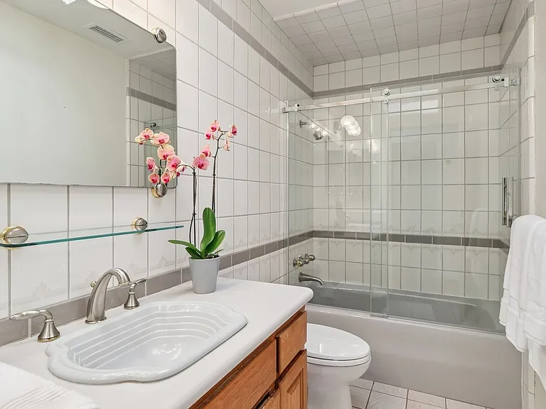 1177 Avenida Amantea — Photo 25