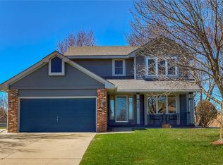 500 SW Maplewood Dr, Grimes, IA 50111