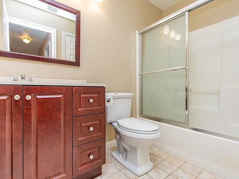 19526 Dover Dr — Photo 12