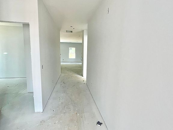 4th image of 4220 Hollow Wind Way