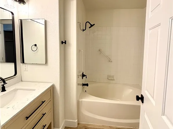 3677 Renovah St Unit 101, Las Vegas, NV 89129