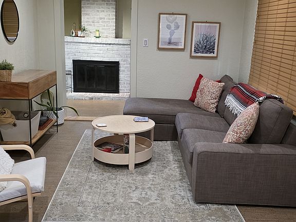 Living room_09242025