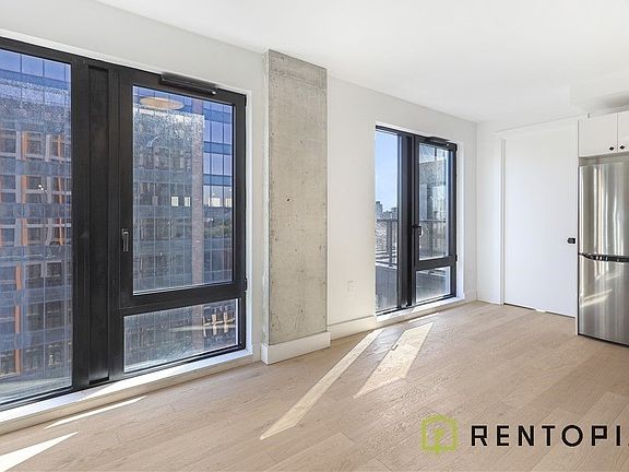 5th image of 58 W 125th St #705