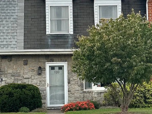 120 Wyncote Ct, Mechanicsburg, PA 17055
