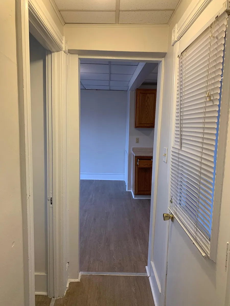 Building Photo - 1037 Hepburn St #2