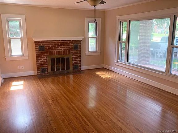 5th image of 427 E Cannon Ave
