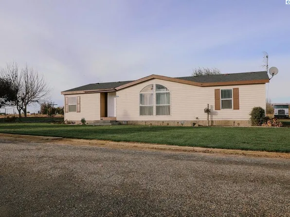 151 Rougk Ln, Sunnyside, WA 98944