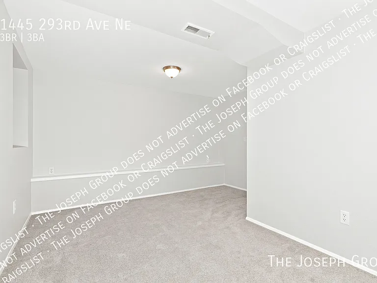 1445 293rd Ave NE — Photo 16