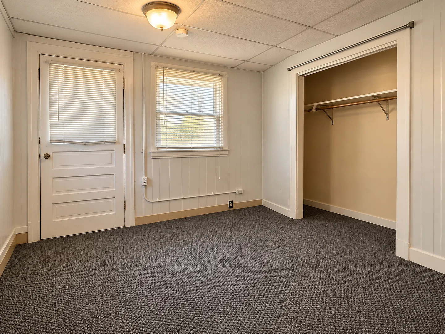 503 W Green St. Urbana, IL — Photo 2
