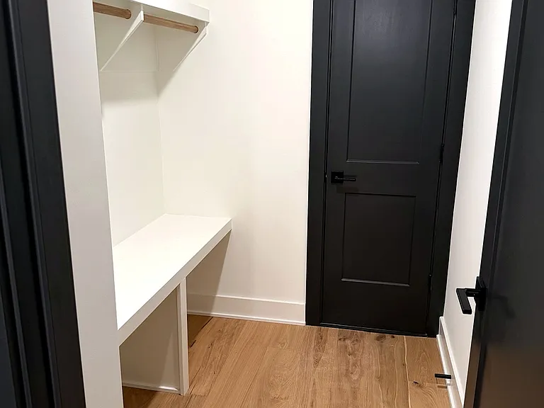 4117 Sarah Dr — Photo 18
