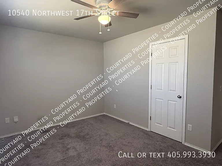 10540 NW 17th St — Photo 16