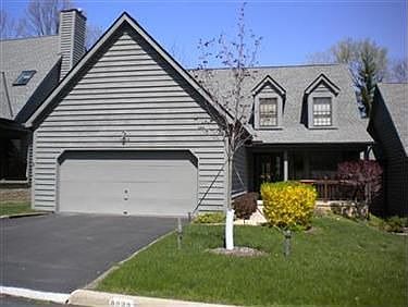 1st image of 9089 Woodcrest Dr