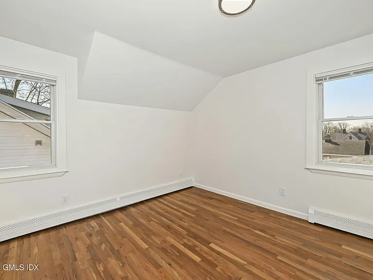 10 Prospect St W — Photo 13