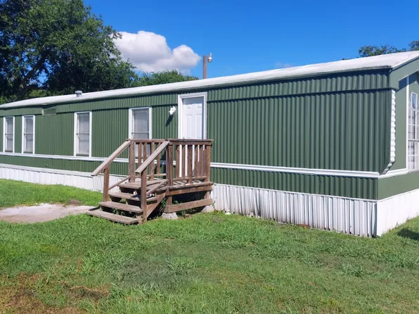 4329 W Park Row Blvd Trailer 57, Corsicana, TX 75110
