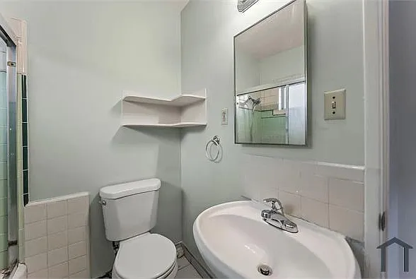 6297 N Orizaba Ave — Photo 12
