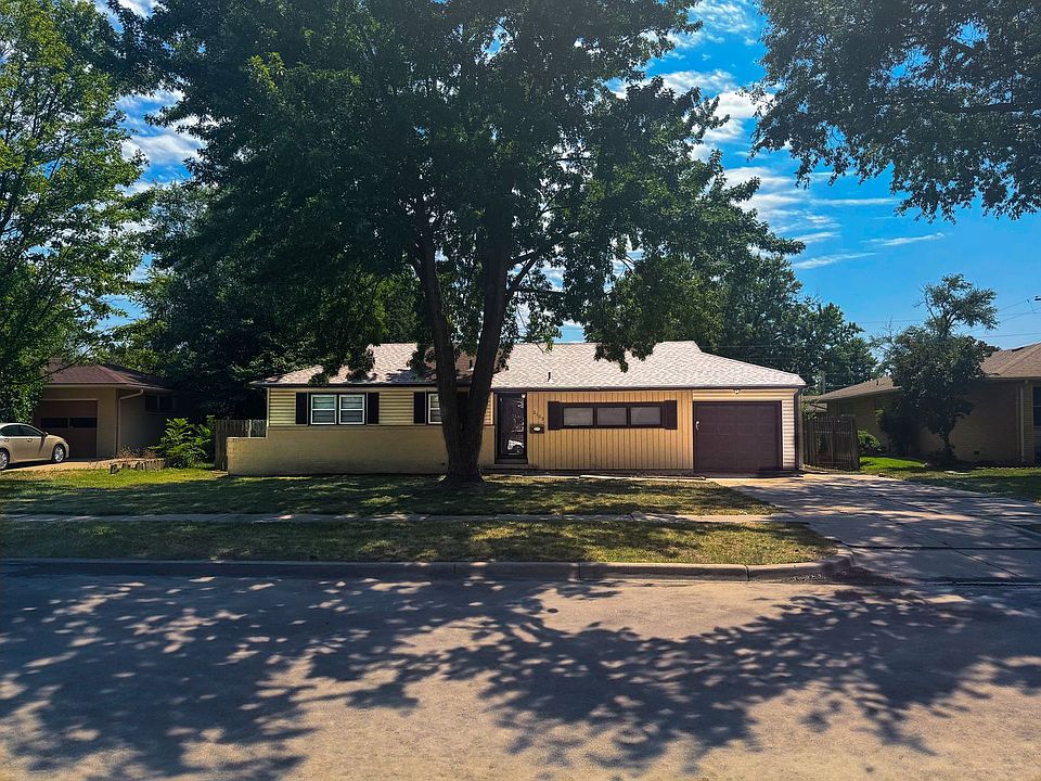 1st image of 2103 W Columbine Ln