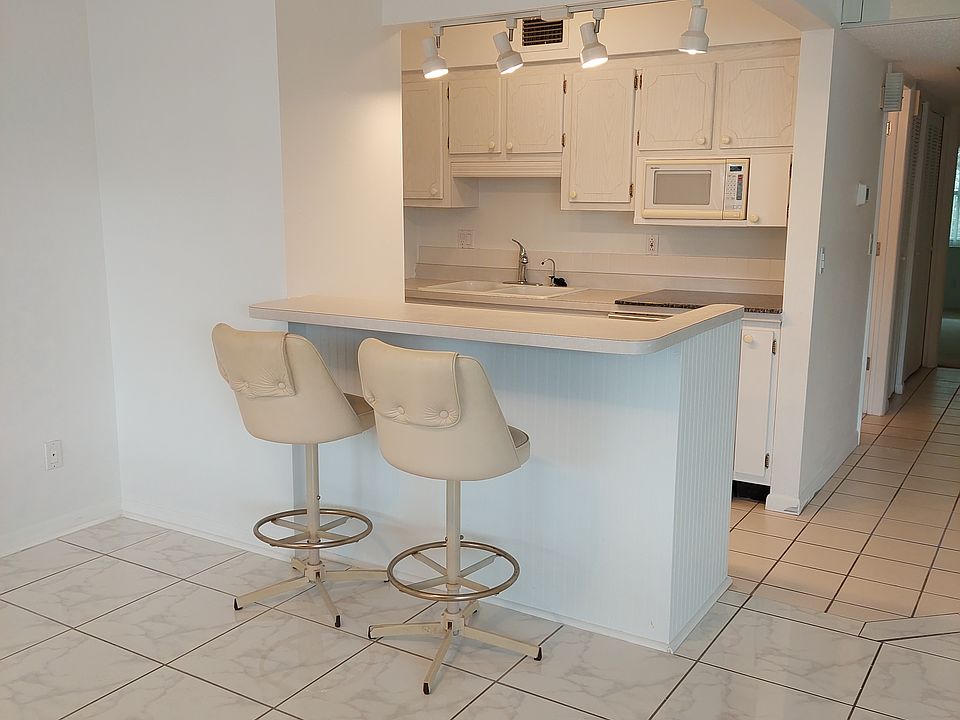 1st image of 1235 S Highland Ave APT D308